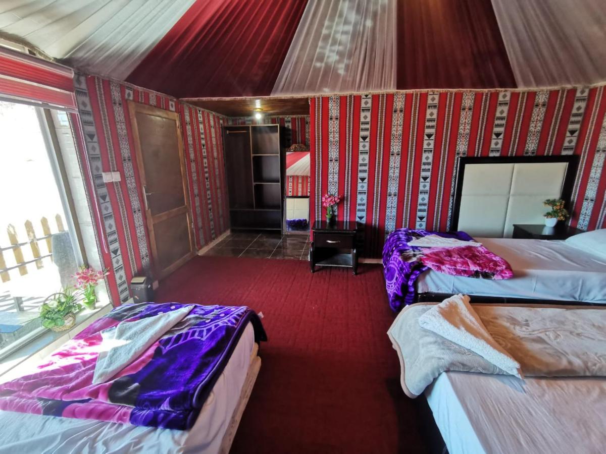 Wadi Rum Oscar Camp Ngoại thất bức ảnh