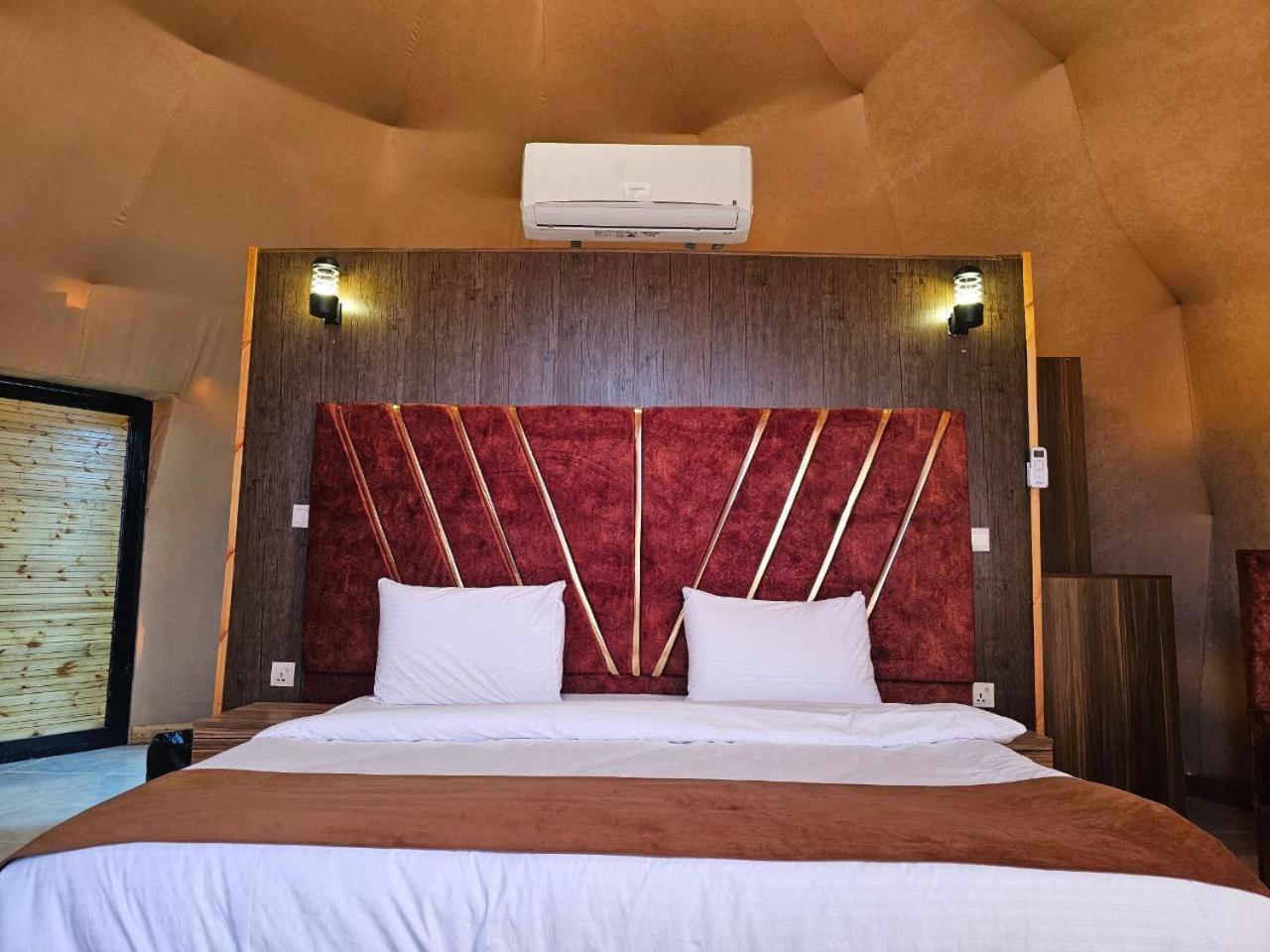 Wadi Rum Oscar Camp Ngoại thất bức ảnh