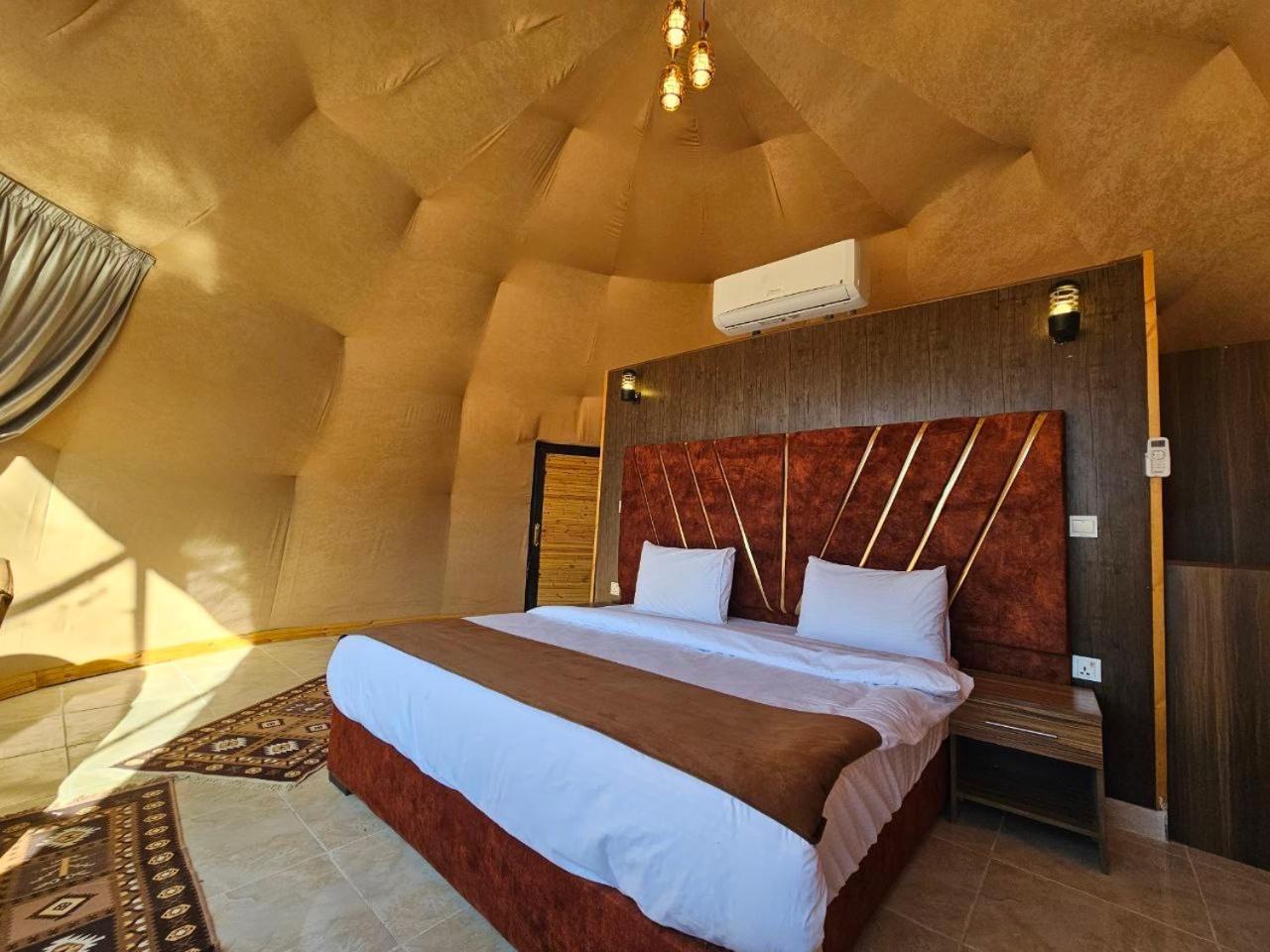 Wadi Rum Oscar Camp Ngoại thất bức ảnh