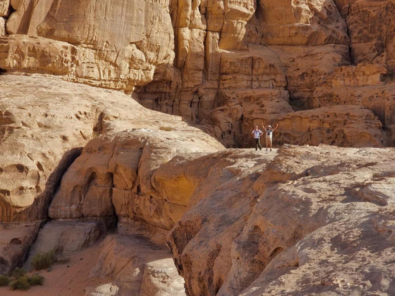 Wadi Rum Oscar Camp Ngoại thất bức ảnh