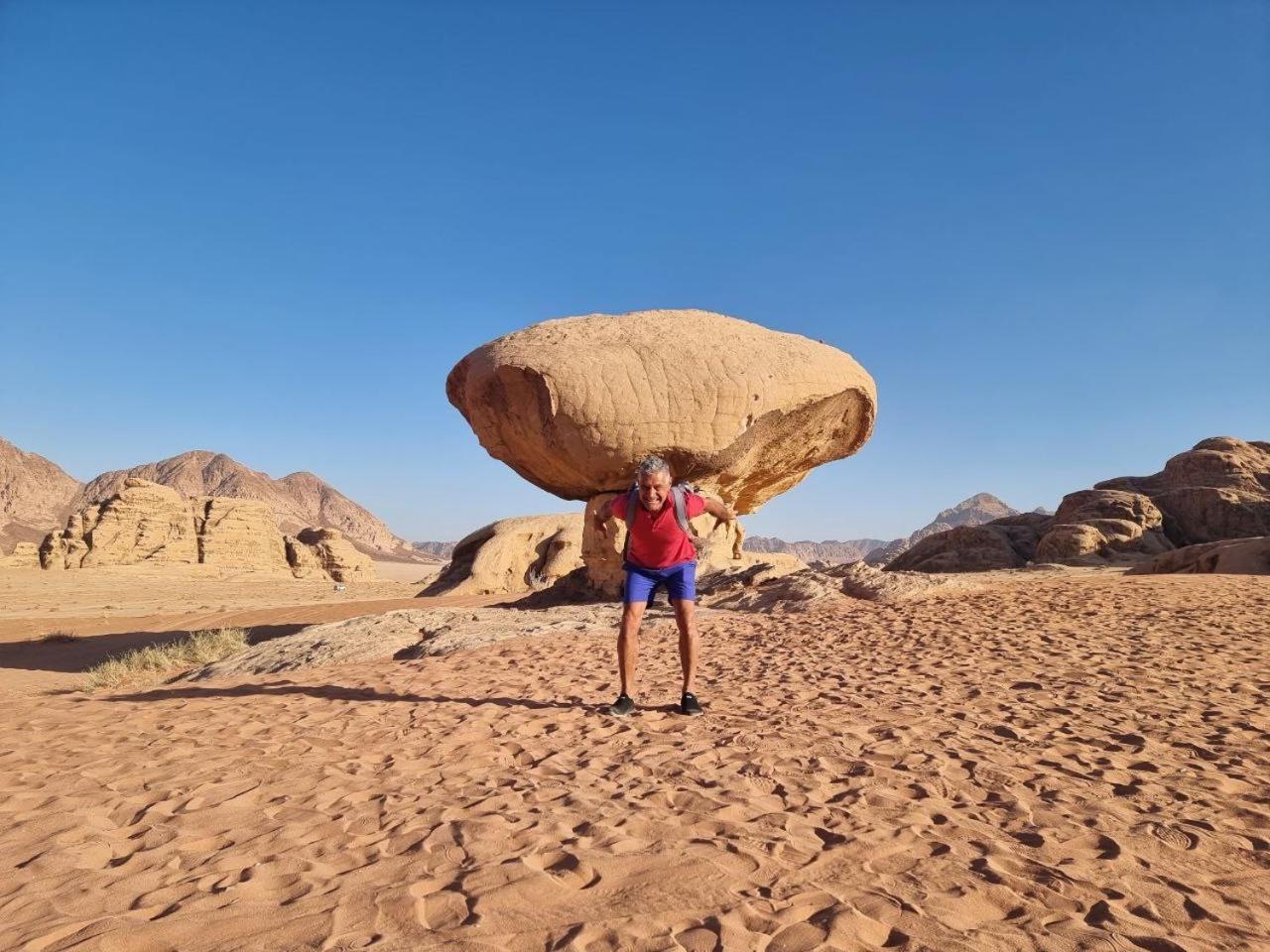 Wadi Rum Oscar Camp Ngoại thất bức ảnh